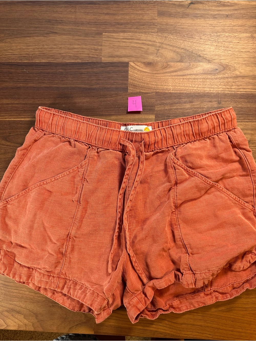 C&C California Coral Pull-On Shorts Women’s Medium Casual Summer